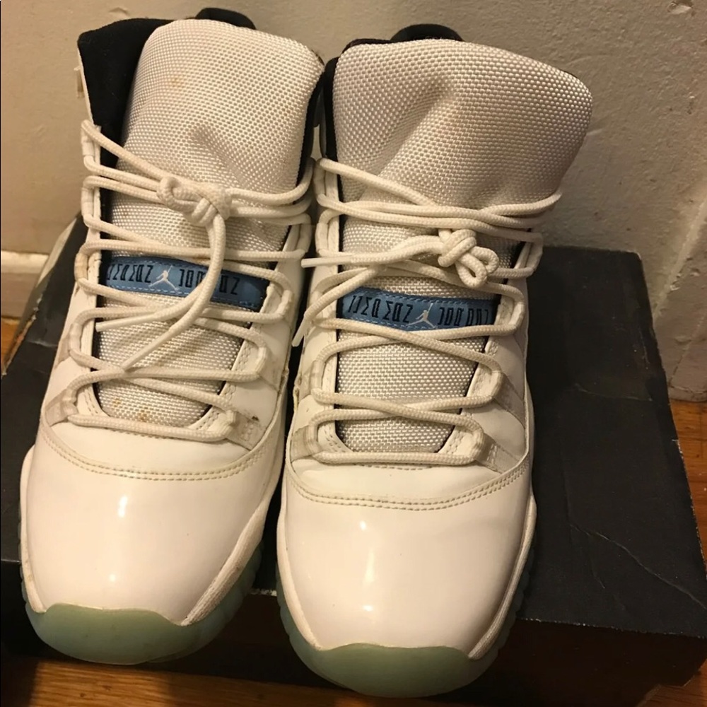 Air Jordan 11s Colombia